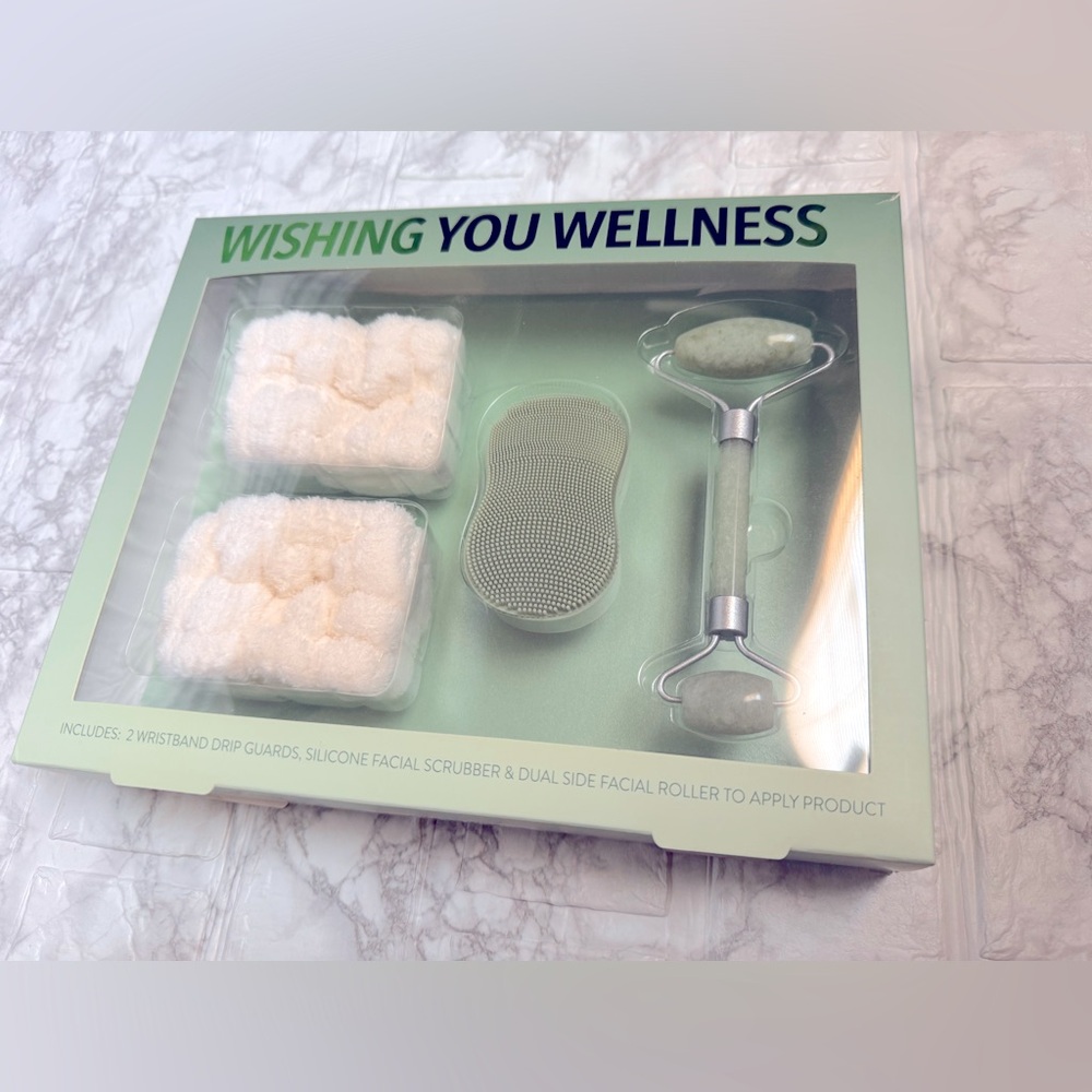 Jade Roller Facial Skincare Massage Beauty Gift set NEW
